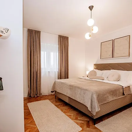 Lumary Apartamento Zadar