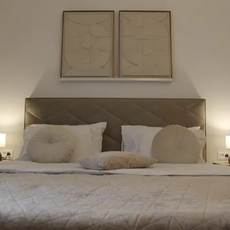 Apartman Lumary *