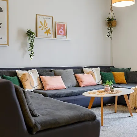 Apartman Lumary *