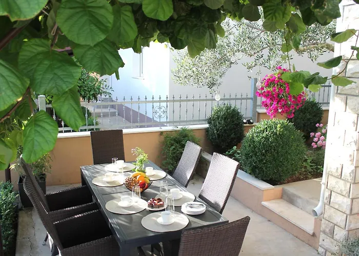 Lumary شقة زادار